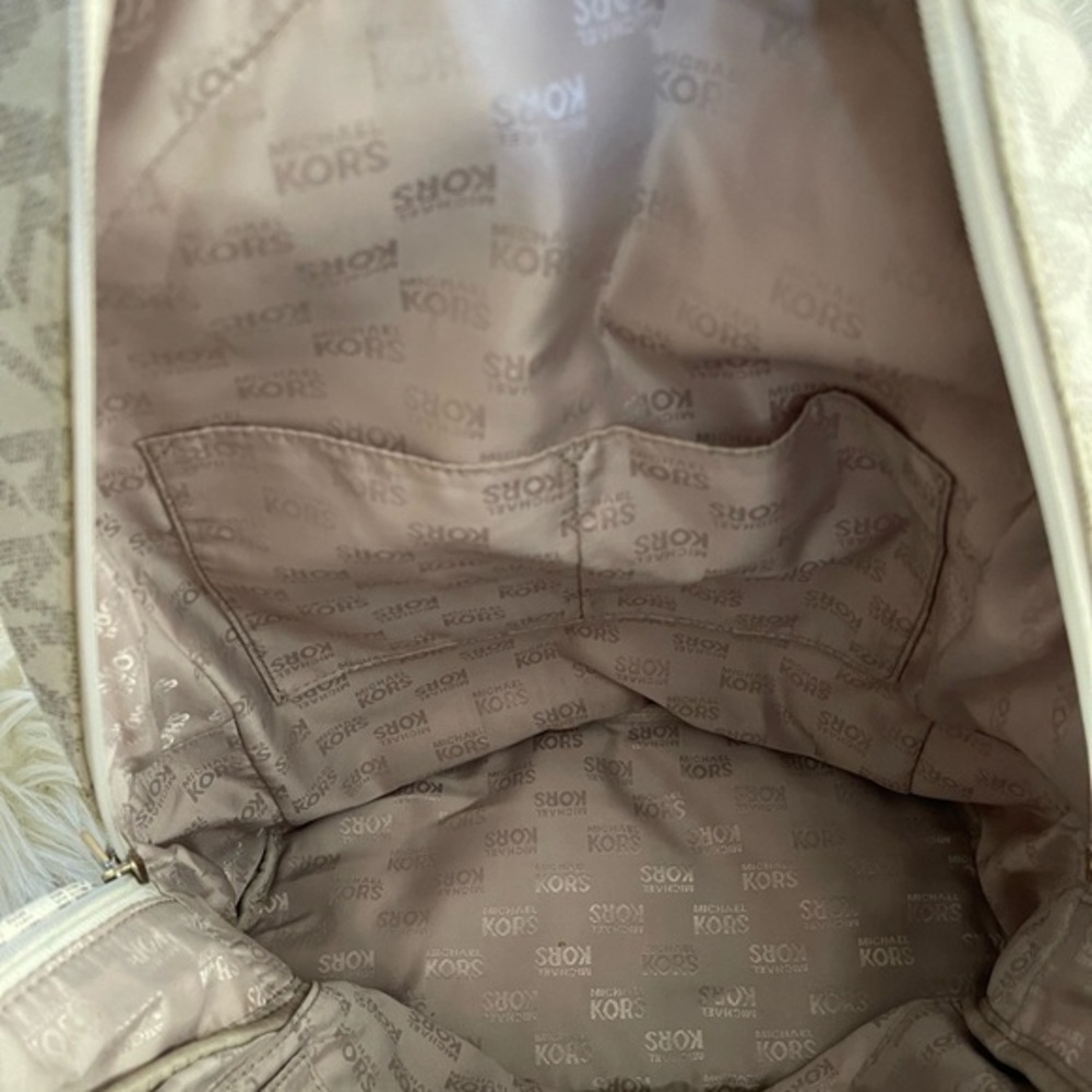Michael Kors Beige Monogram jet set‎ signature backpack vanilla large leather - Picture 11 of 16